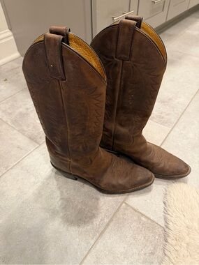 Justin Boots Brown Women's Leather Western Heeled Boots
